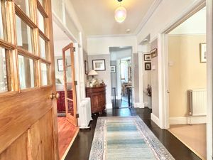 Photo 8- click for photo gallery